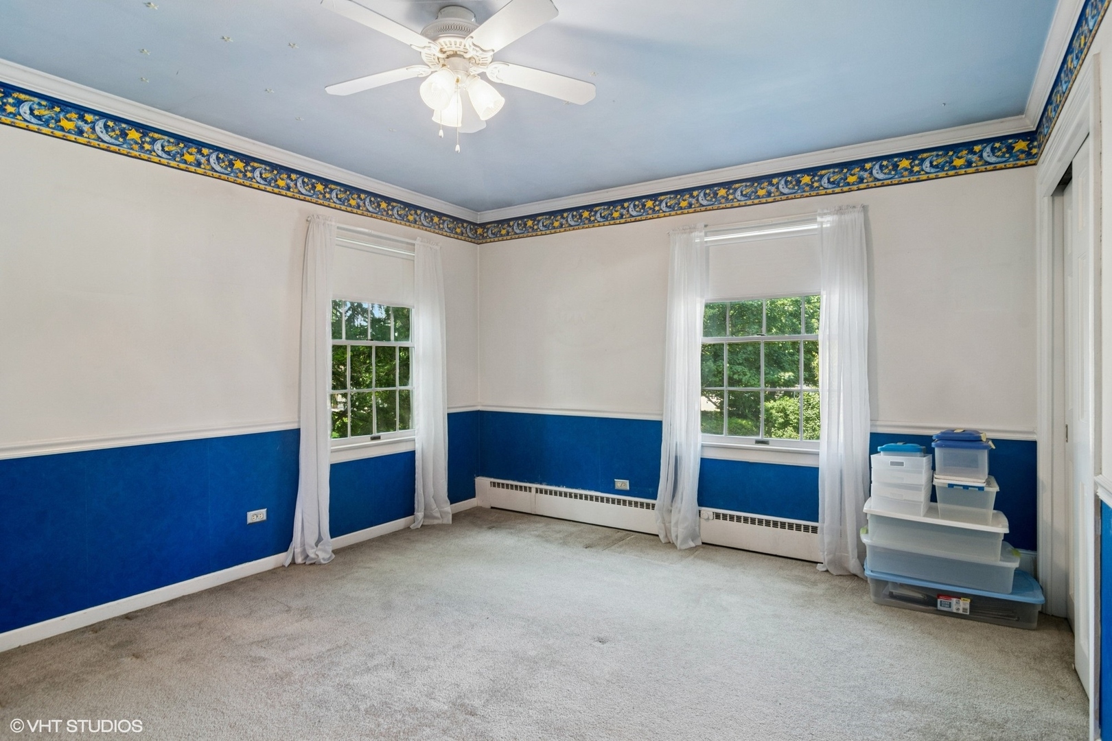 401 S Carlyle Place, Arlington Heights, IL 60004