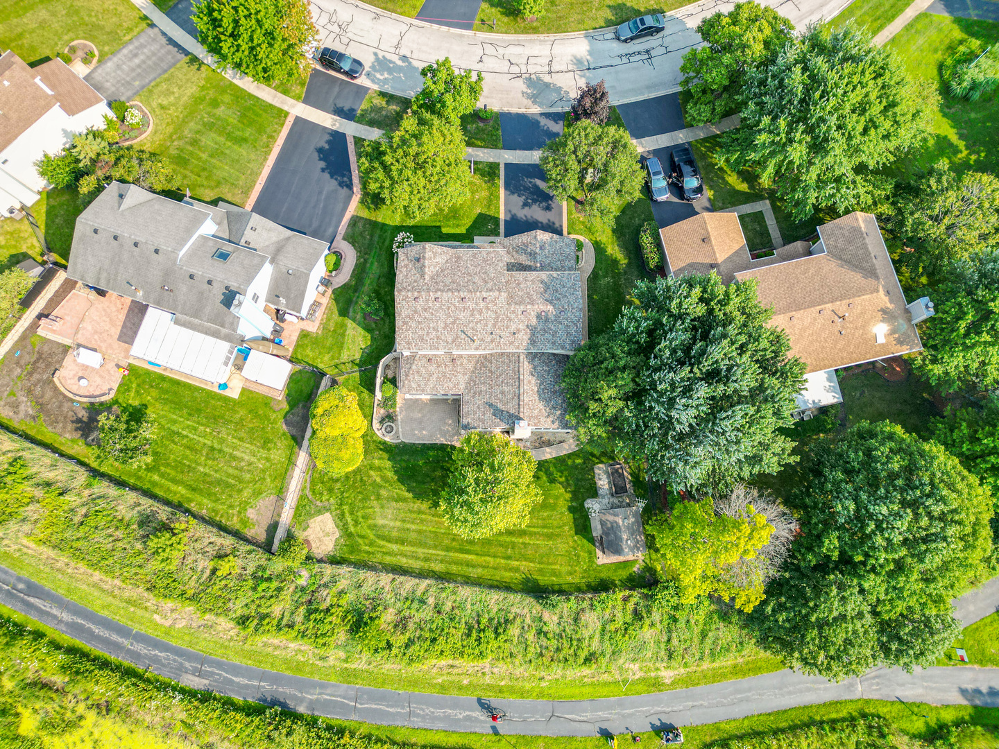 527 Springwood Lane, Bolingbrook, IL 60440