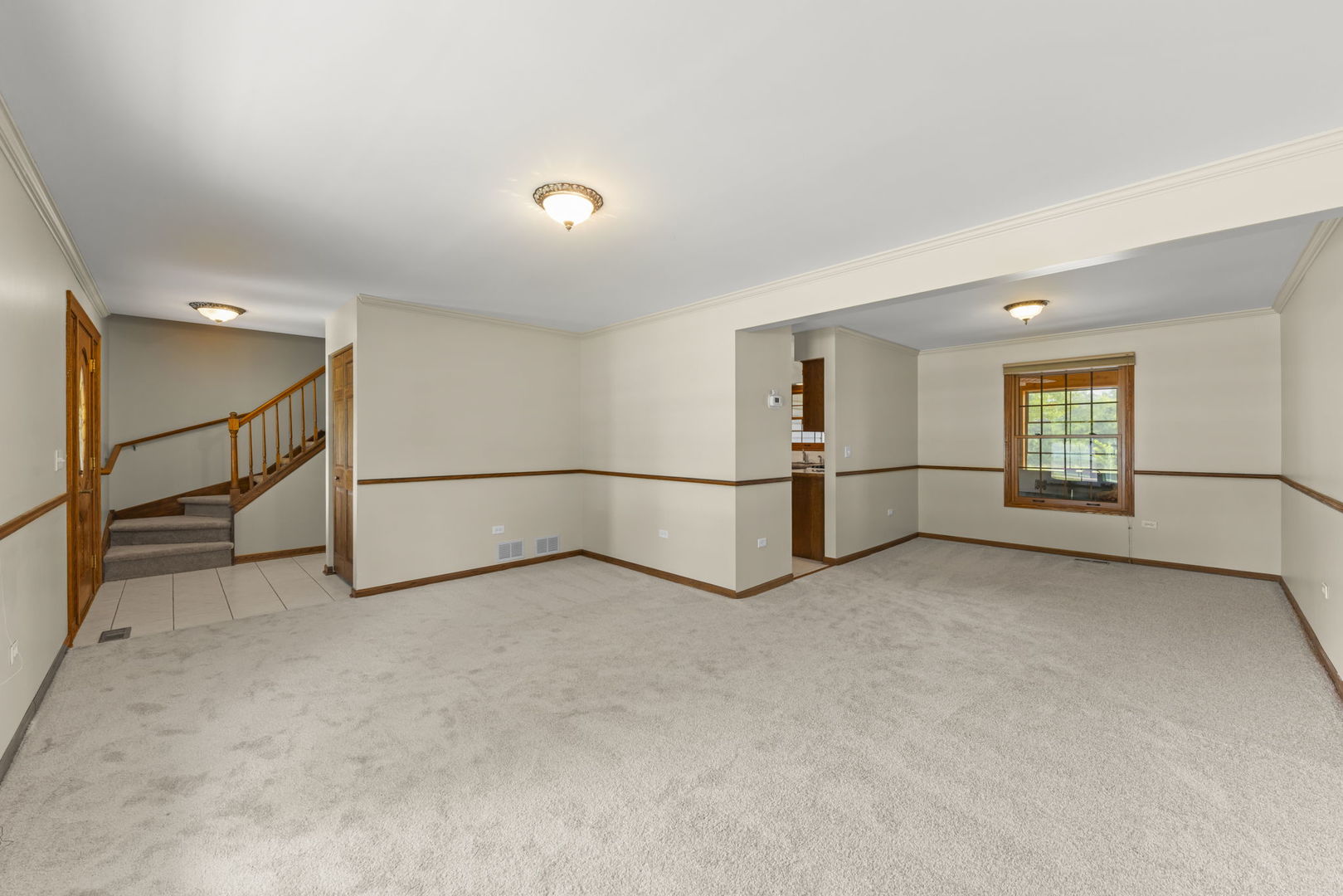 527 Springwood Lane, Bolingbrook, IL 60440