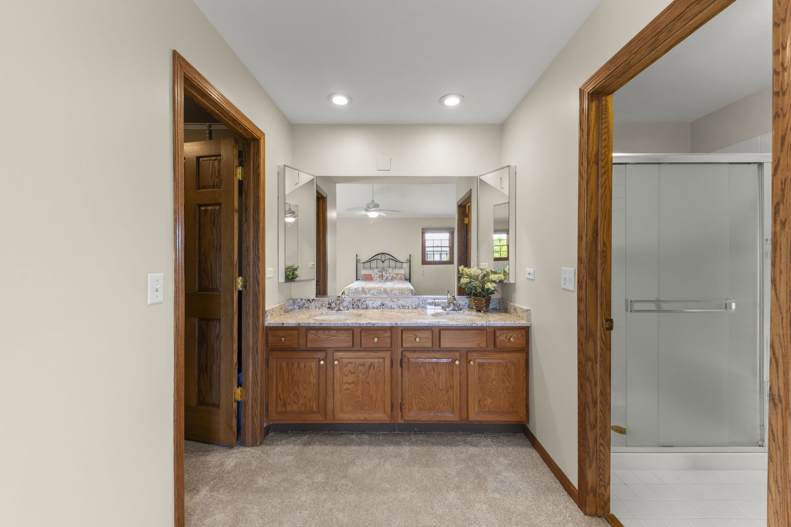 527 Springwood Lane, Bolingbrook, IL 60440