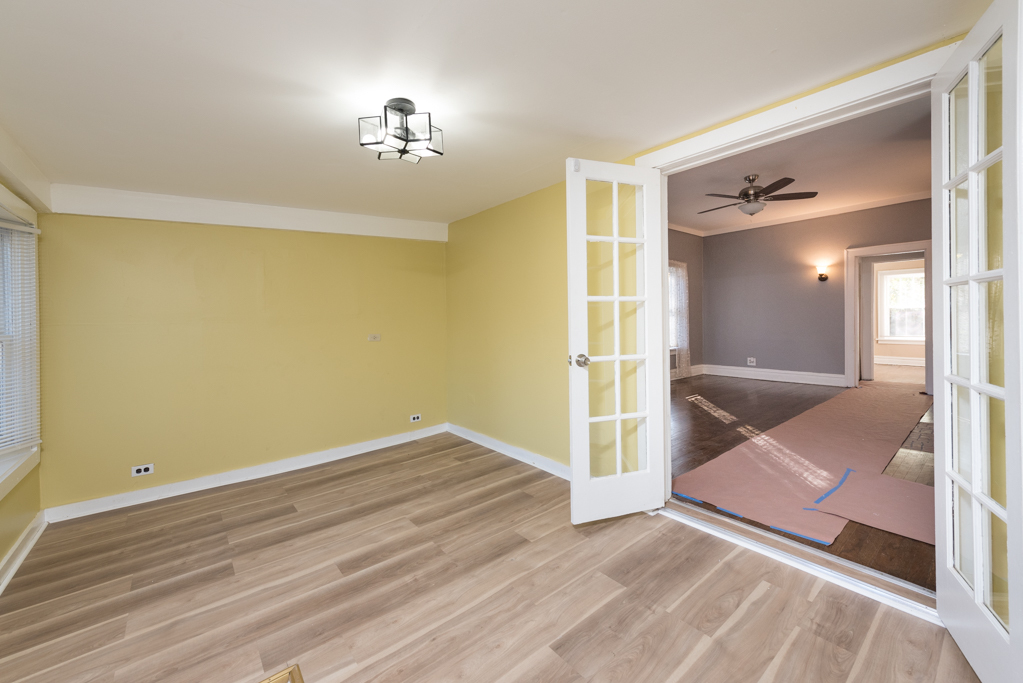 964 N Lewis Avenue, Waukegan, IL 60085