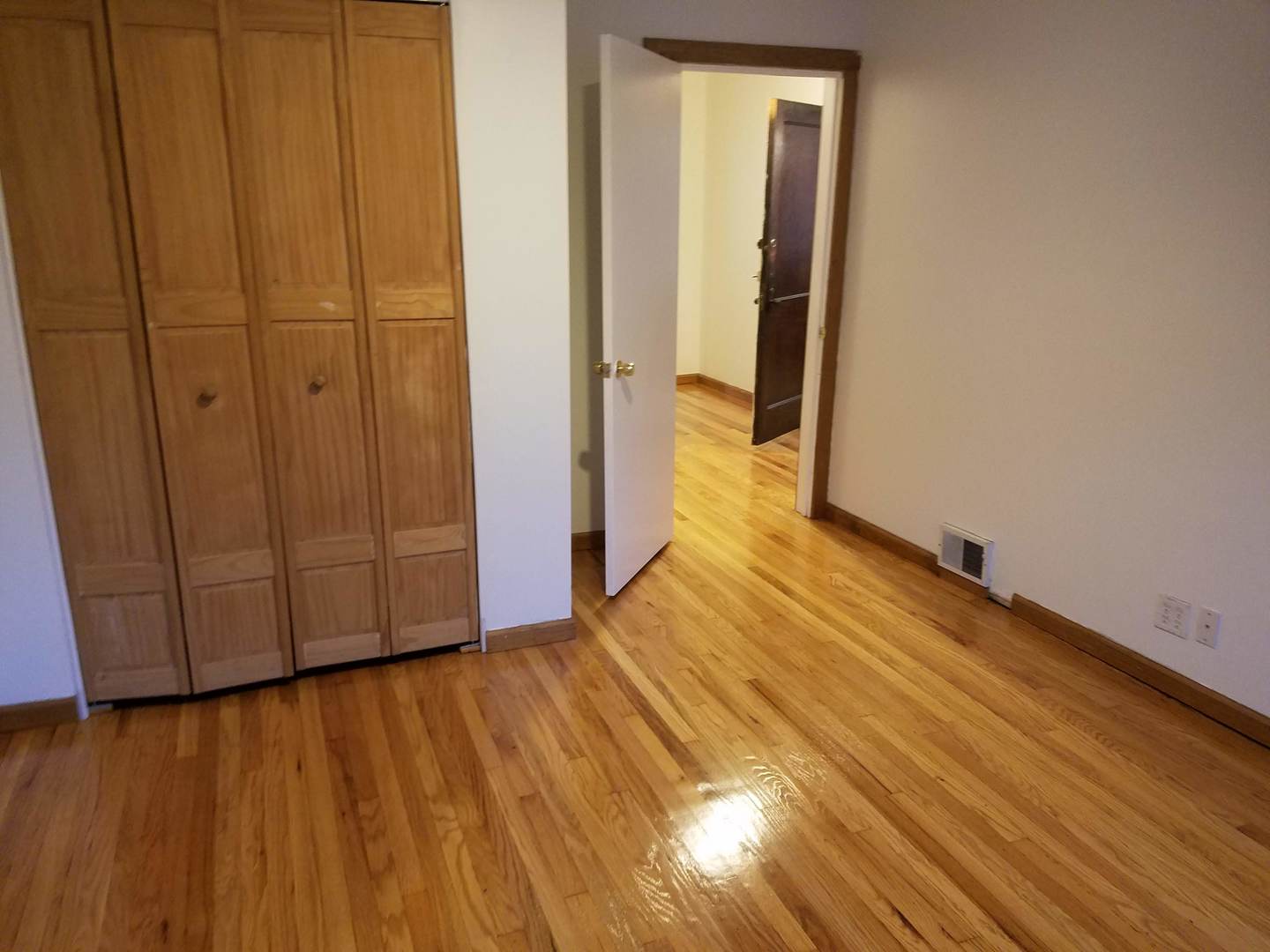 3728 N Wilton Avenue #2, Chicago, IL 60613