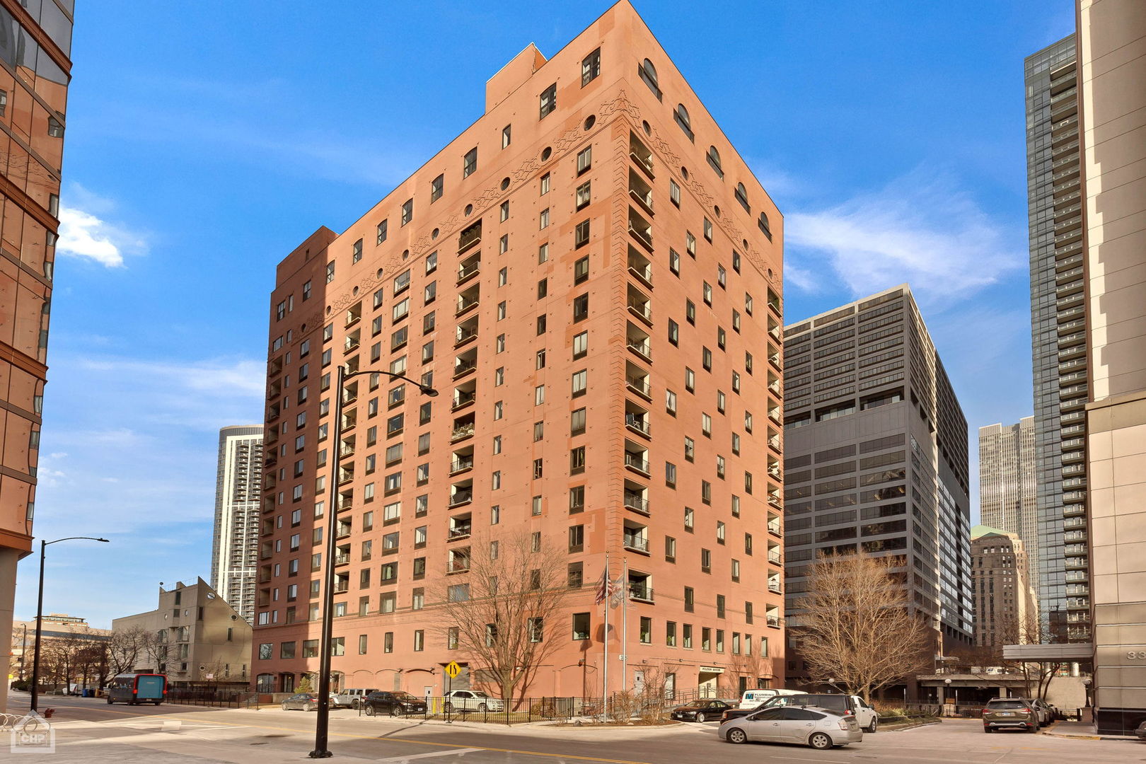 345 N Canal Street #502, Chicago, IL 60606