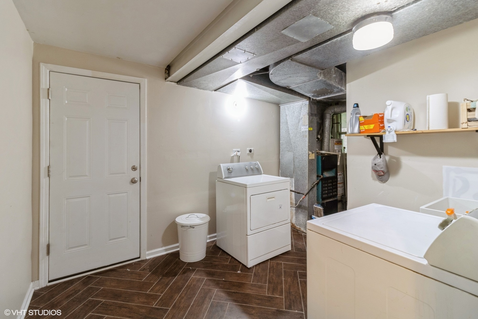 618 W BURR OAK Drive, Arlington Heights, IL 60004