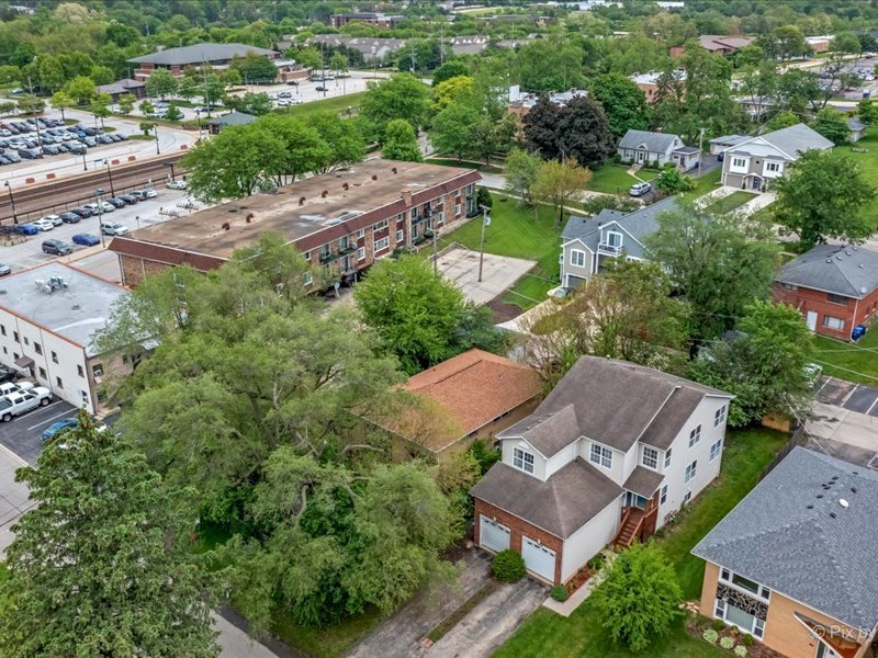 4909 Spencer Avenue #B, Lisle, IL 60532