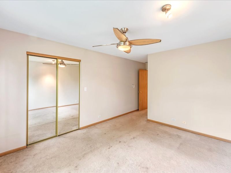 4909 Spencer Avenue #B, Lisle, IL 60532