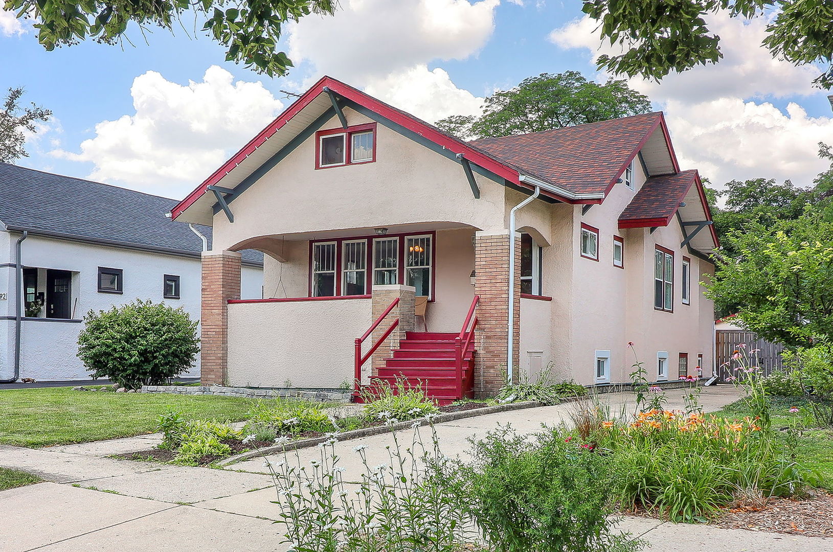 296 N Addison Avenue, Elmhurst, IL 60126