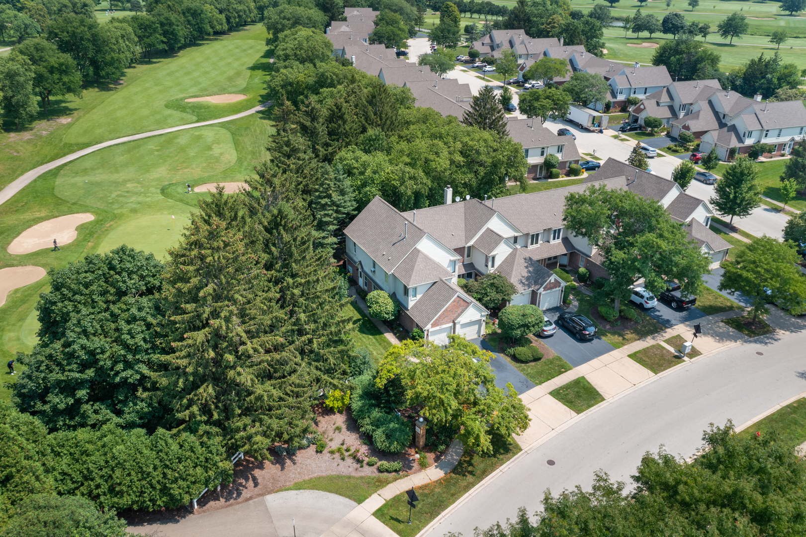 251 University Lane, Elk Grove Village, IL 60007