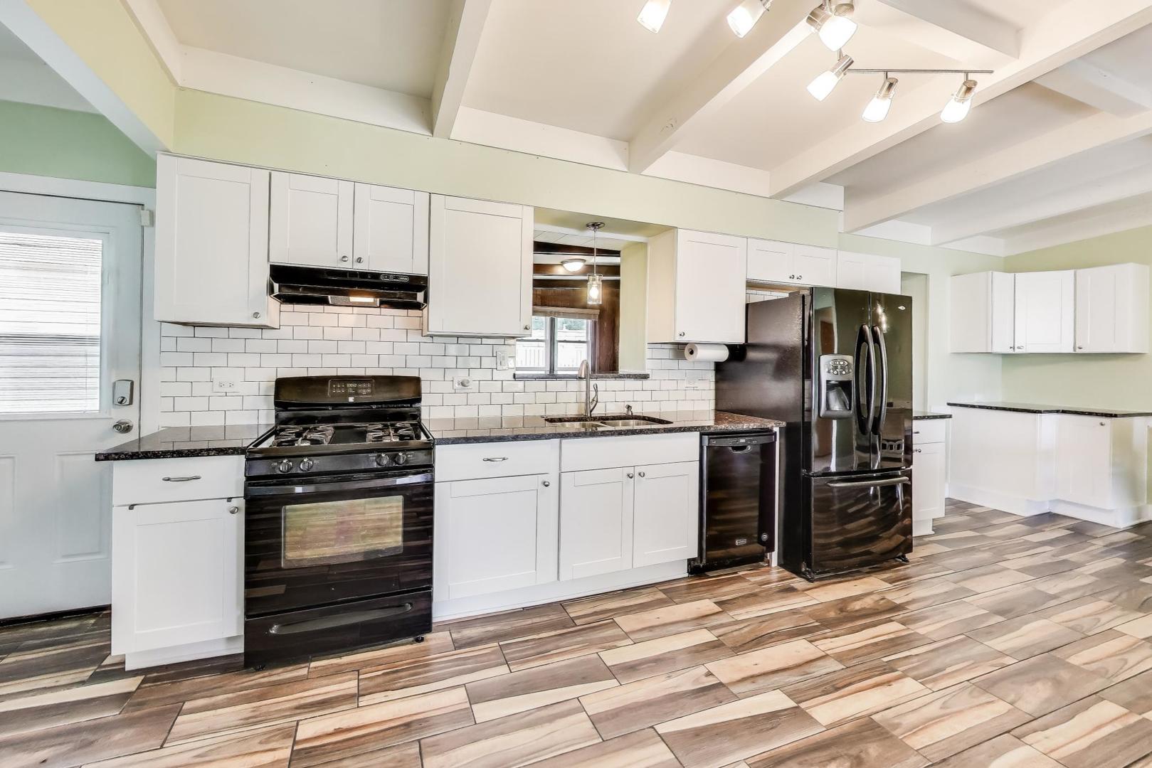 4883 N Vine Avenue, Norridge, IL 60706
