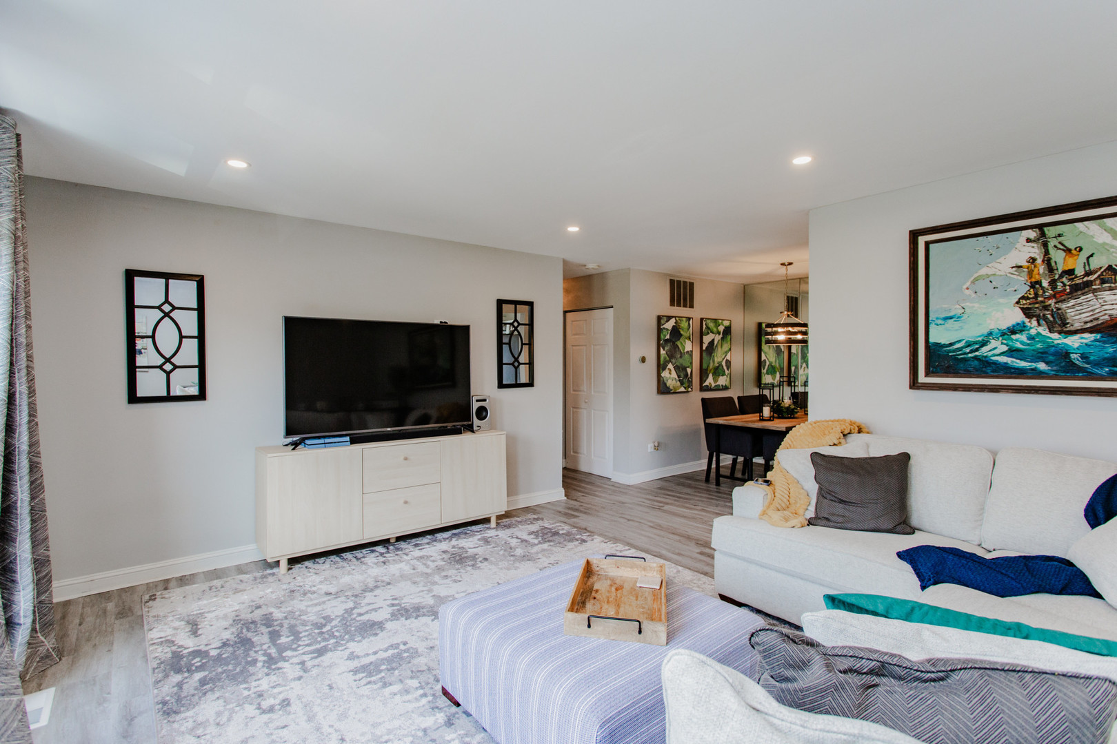 1027 Newport Harbor #1027, Schaumburg, IL 60193