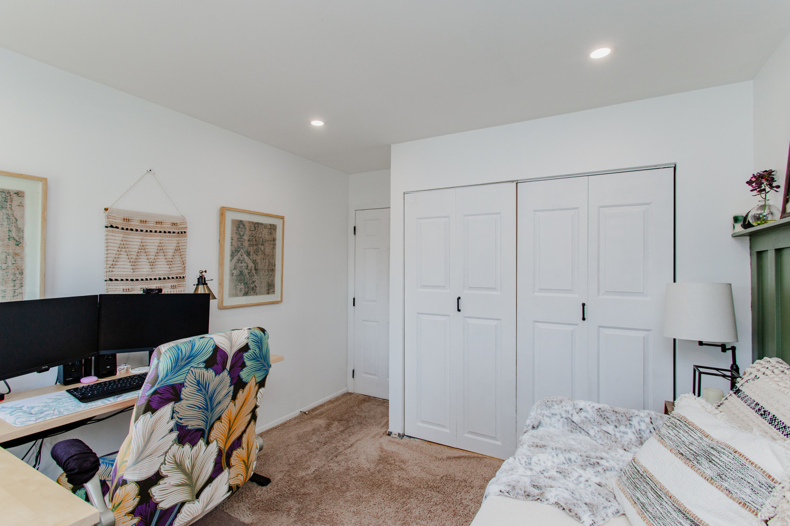 1027 Newport Harbor #1027, Schaumburg, IL 60193