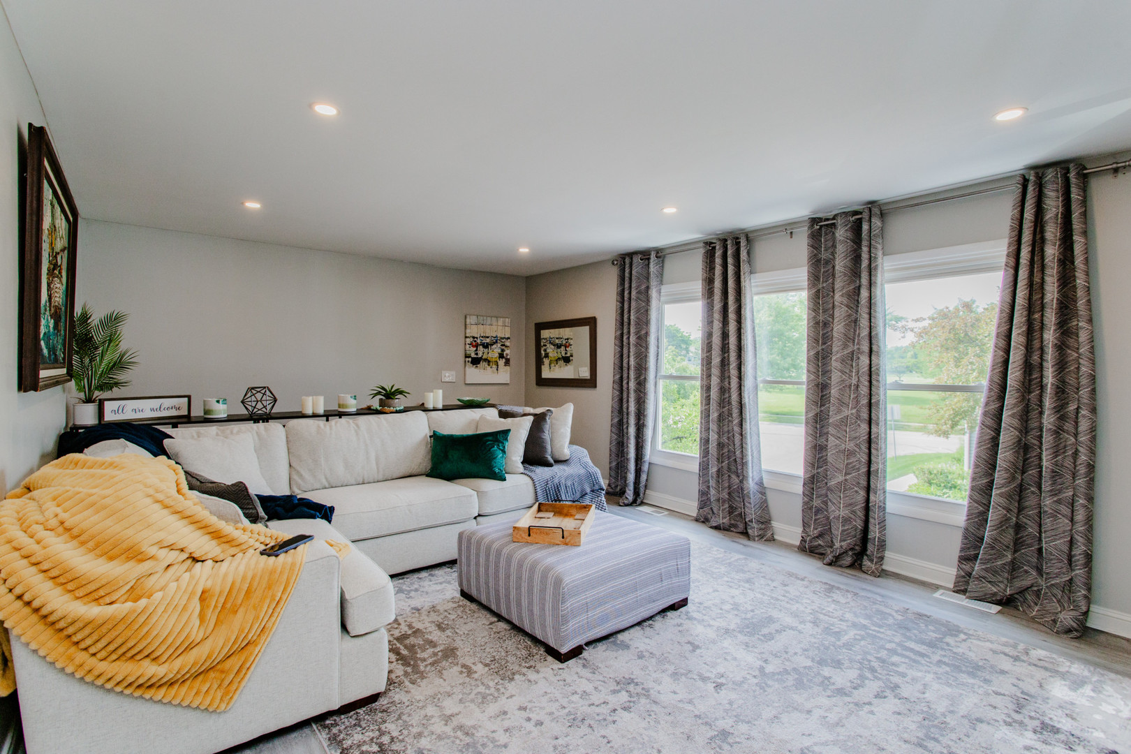 1027 Newport Harbor #1027, Schaumburg, IL 60193