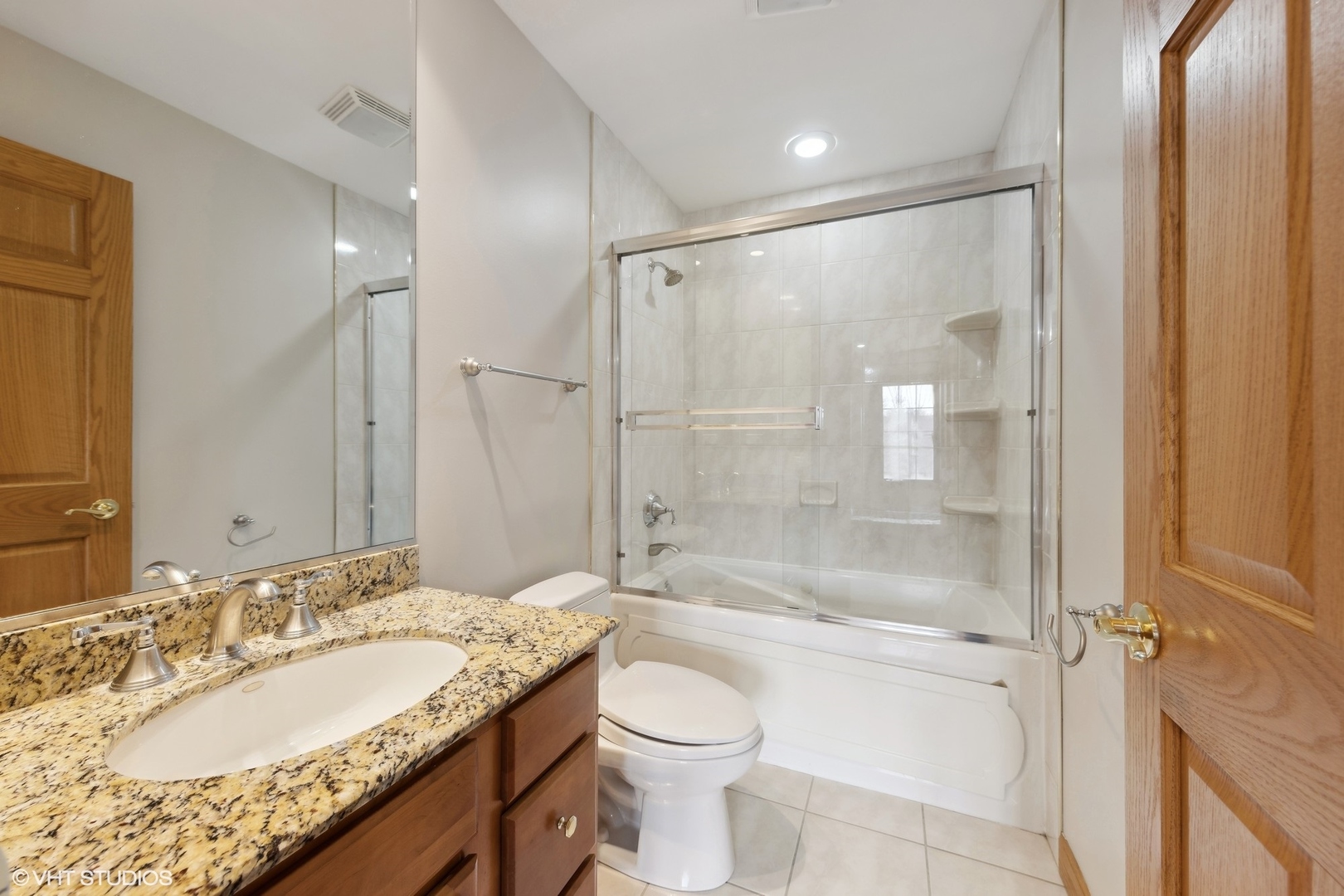 17W234 Massel Court, Bensenville, IL 60106