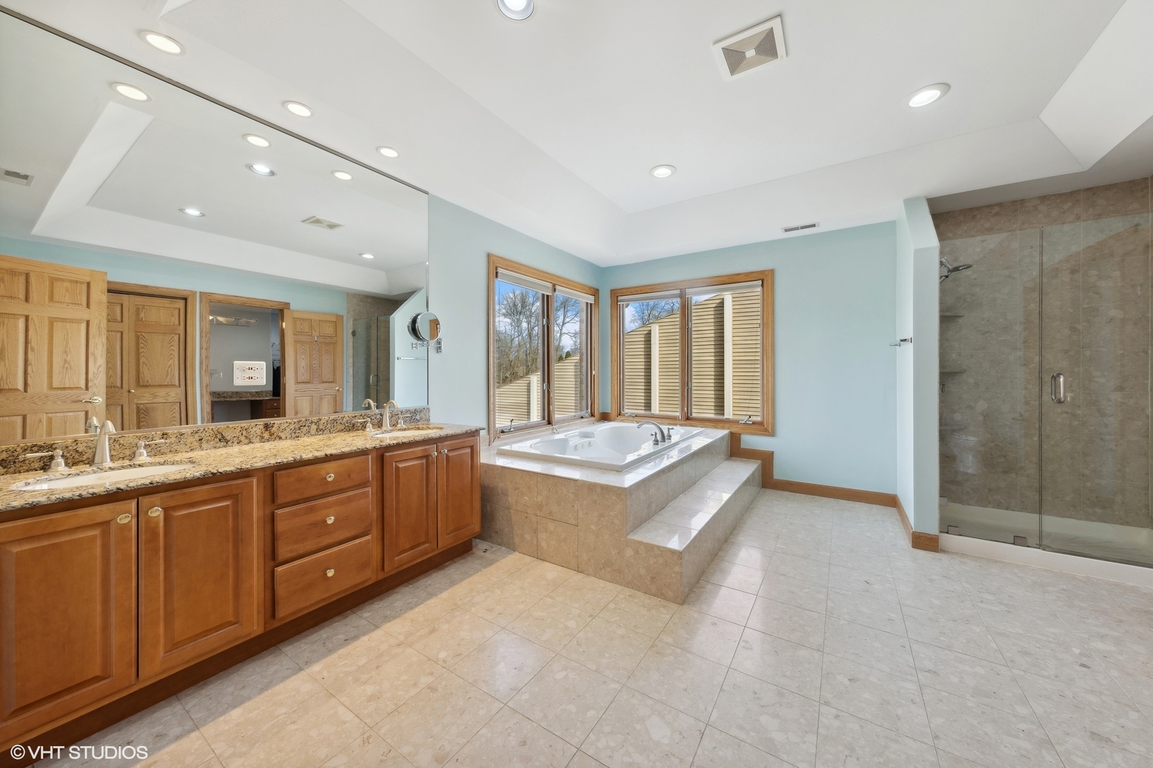 17W234 Massel Court, Bensenville, IL 60106