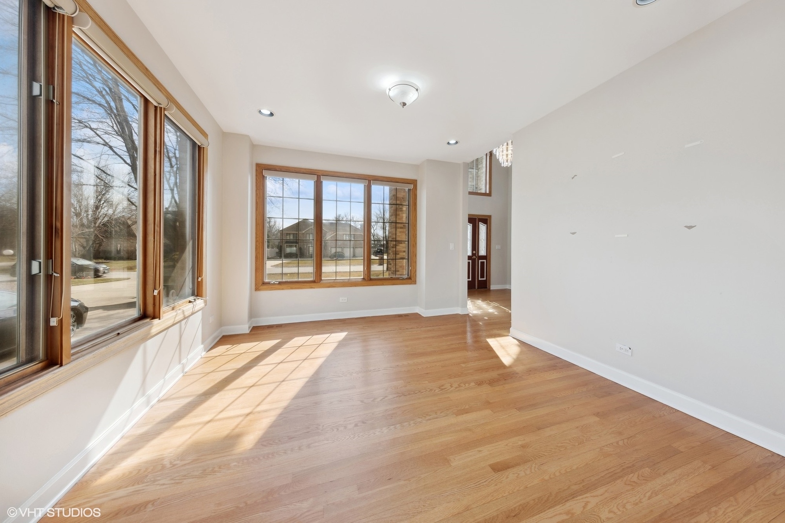 17W234 Massel Court, Bensenville, IL 60106