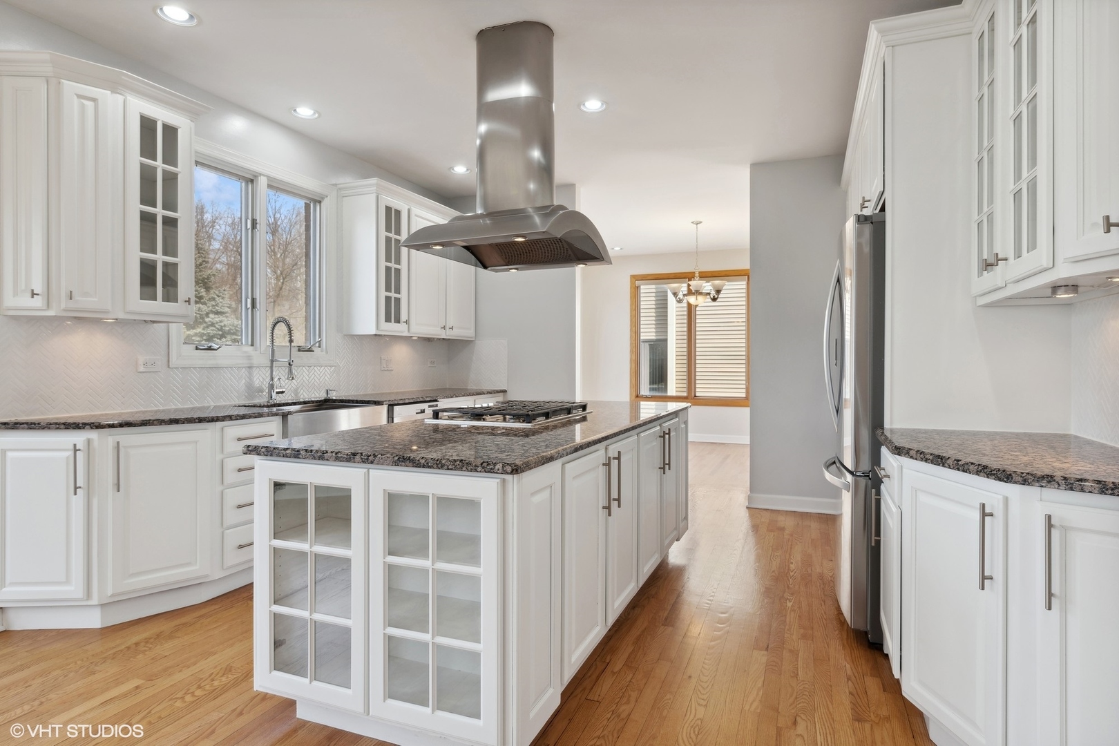 17W234 Massel Court, Bensenville, IL 60106