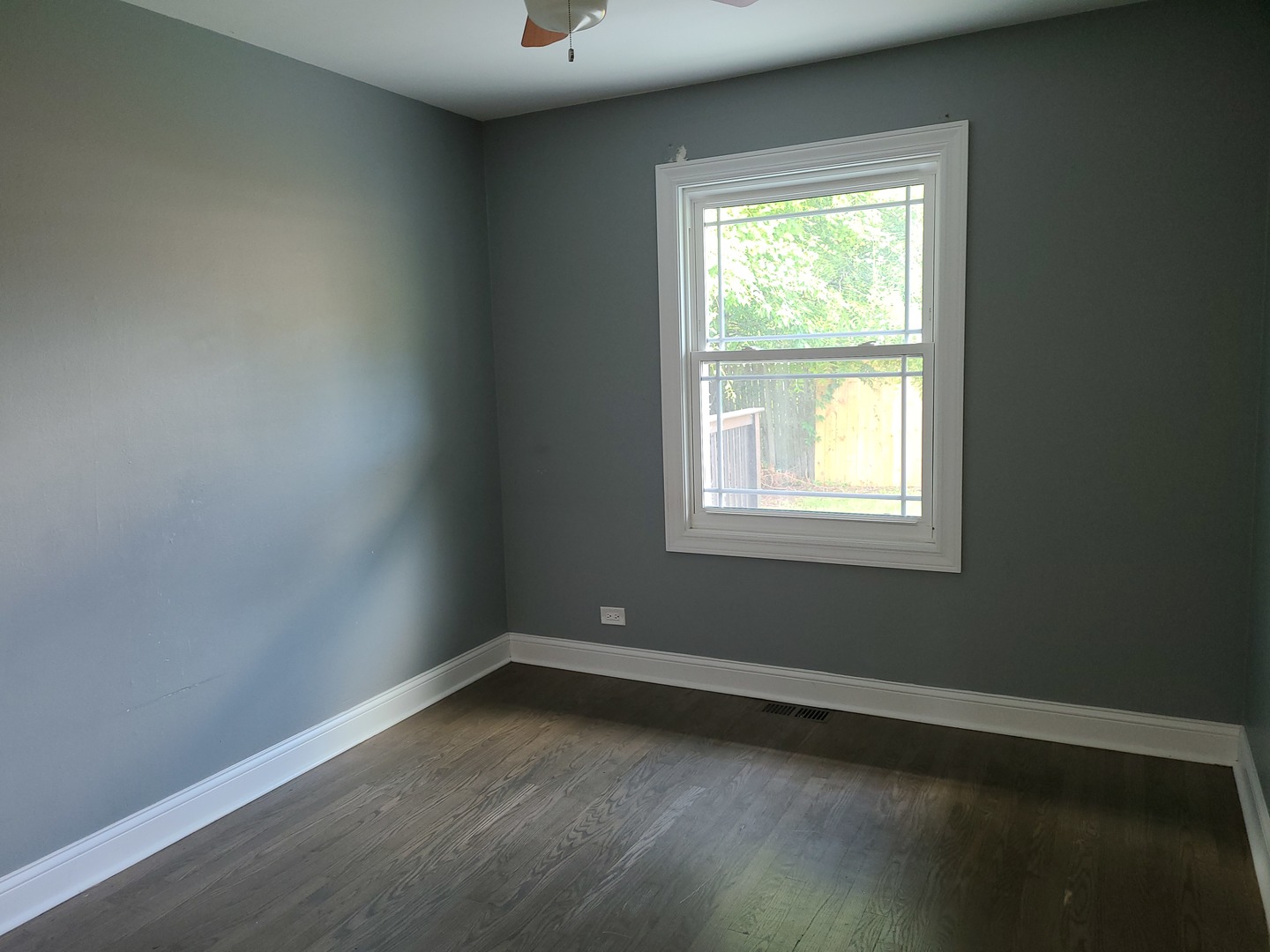 254 N Slusser Street #254, Grayslake, IL 60030