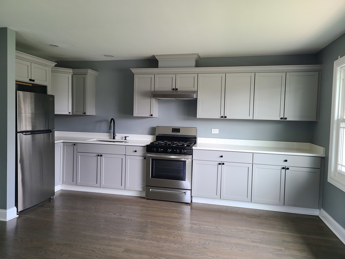 254 N Slusser Street #254, Grayslake, IL 60030
