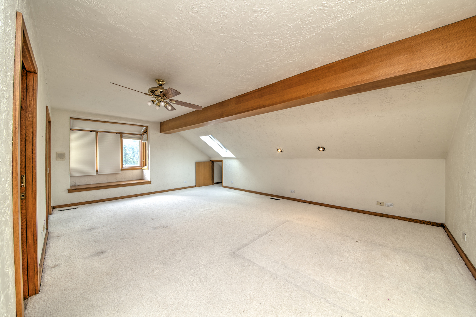8170 Lake Ridge Drive, Burr Ridge, IL 60527