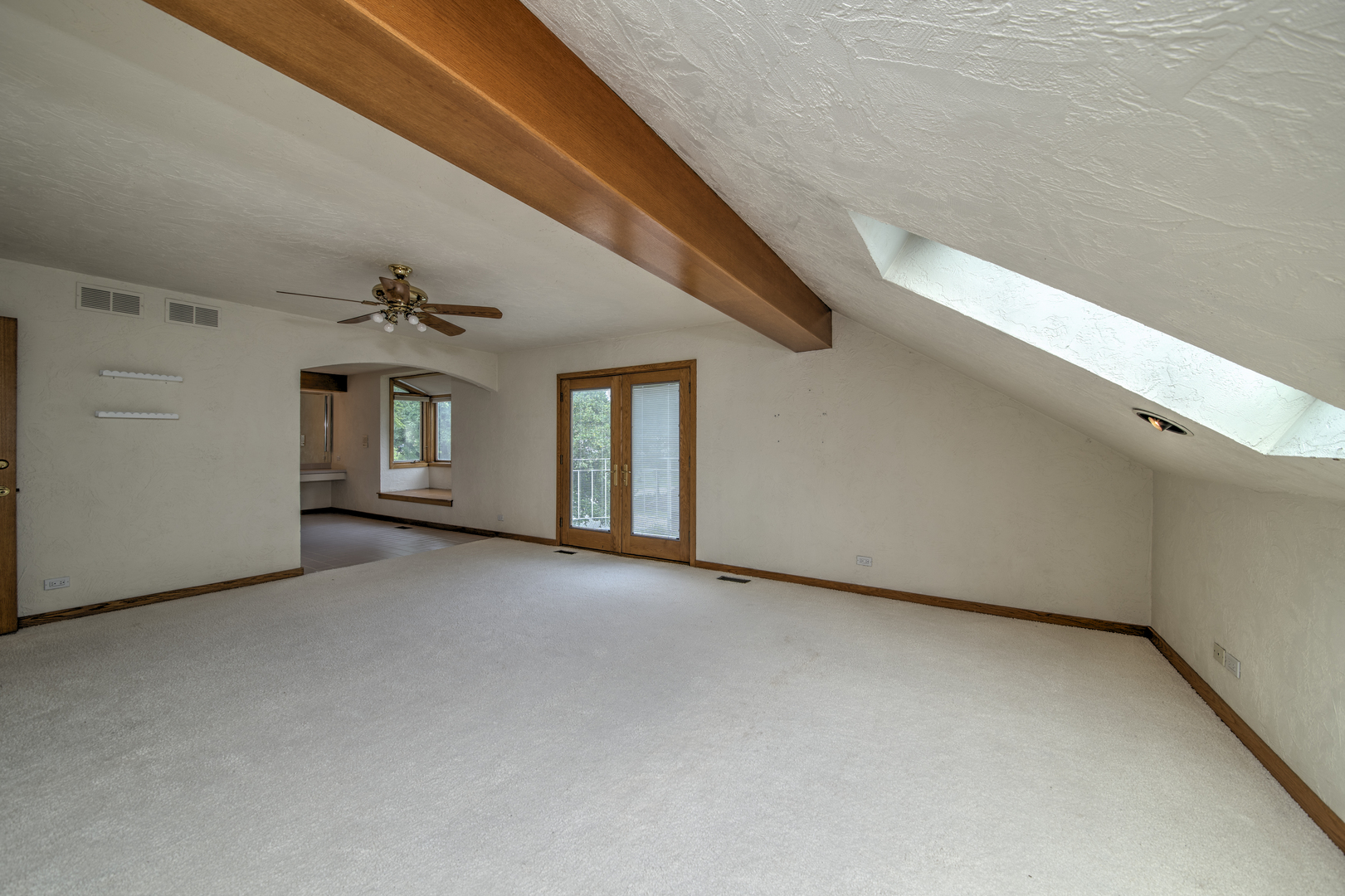 8170 Lake Ridge Drive, Burr Ridge, IL 60527