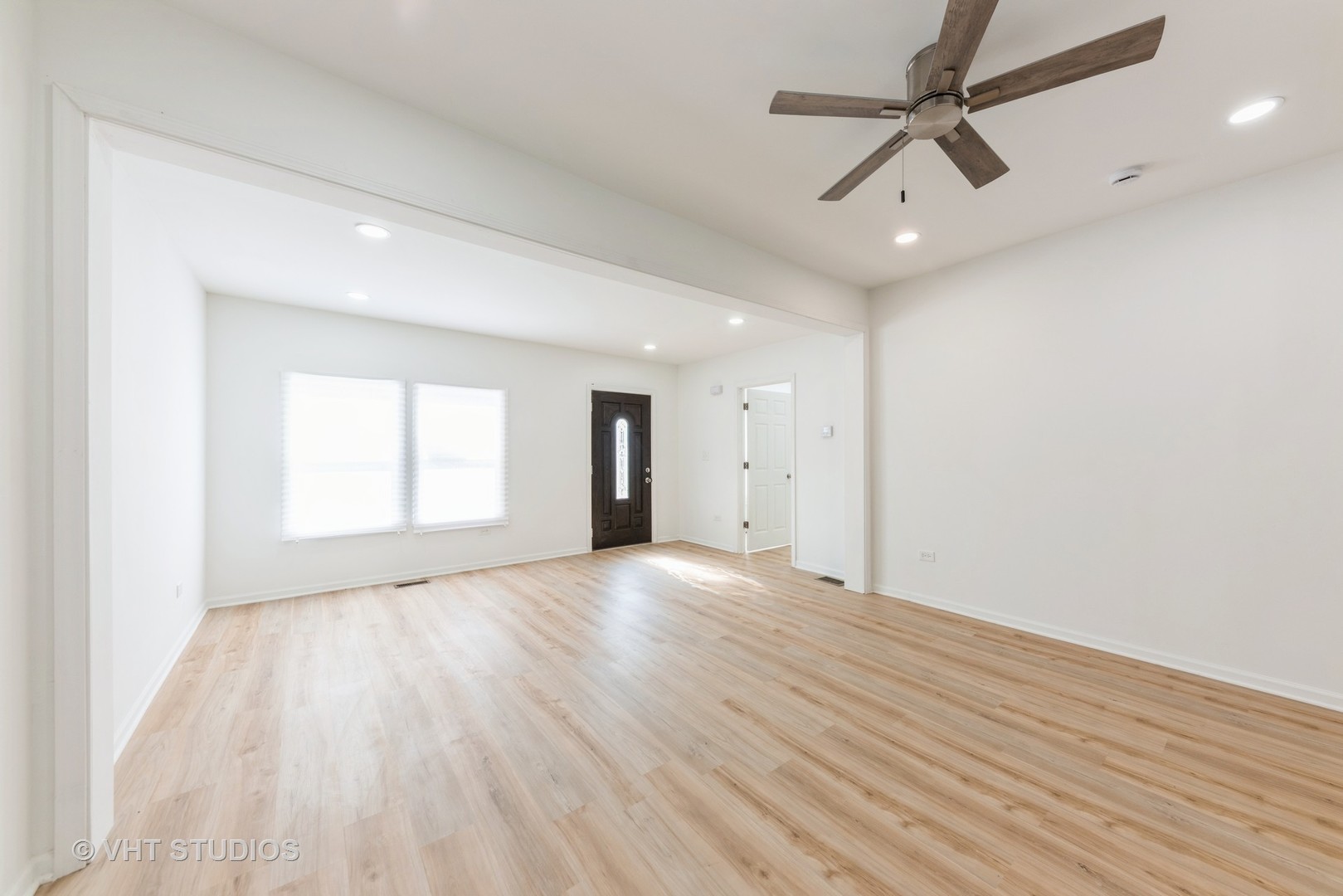 1210 Park Avenue, North Chicago, IL 60064