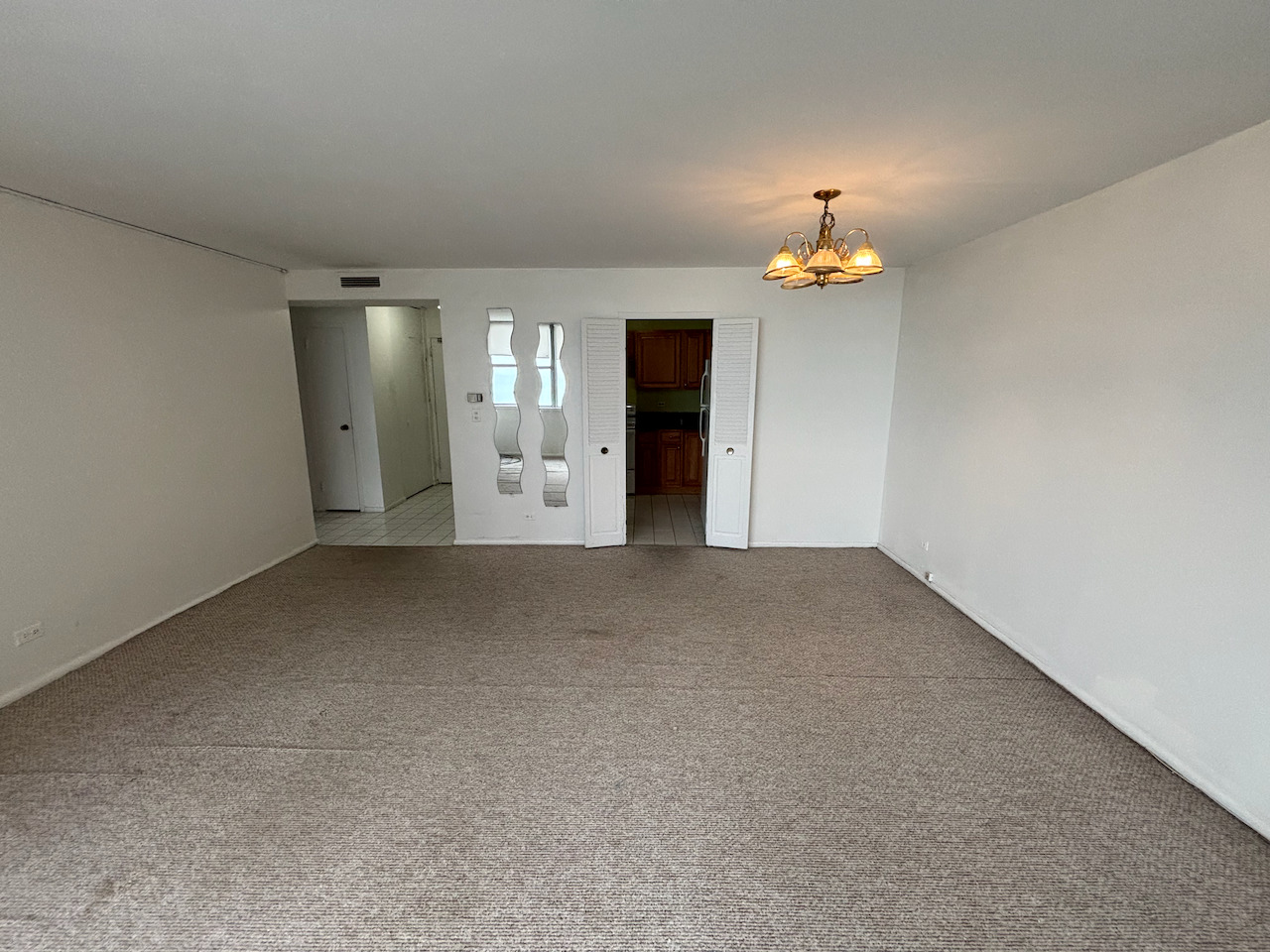 6301 N Sheridan Road #11N, Chicago, IL 60660