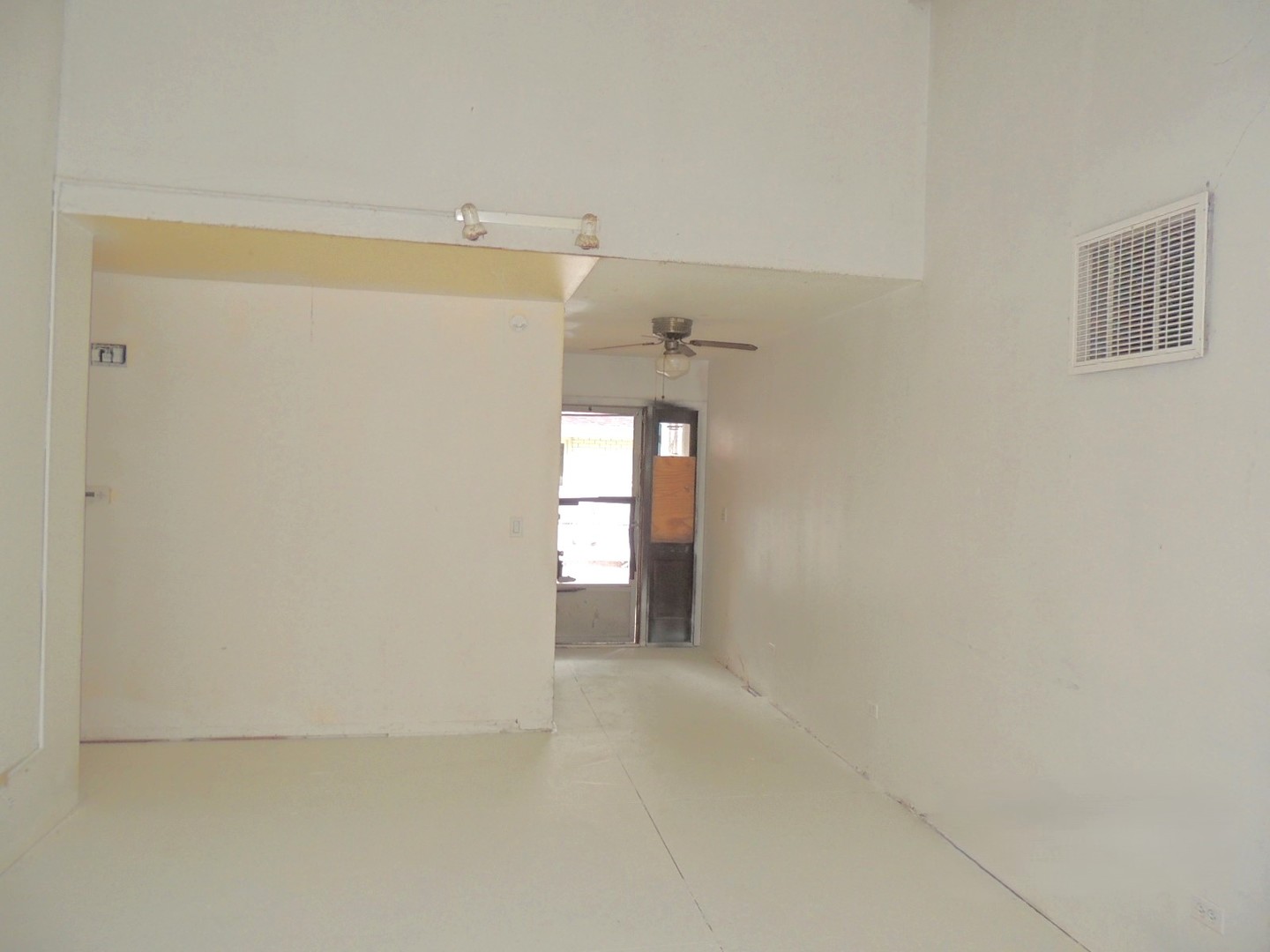 1025 S Ardmore Avenue, Villa Park, IL 60181