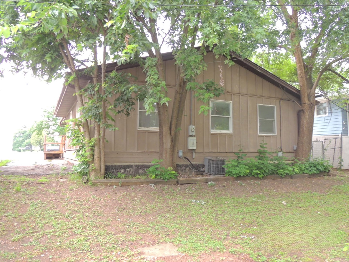 1025 S Ardmore Avenue, Villa Park, IL 60181