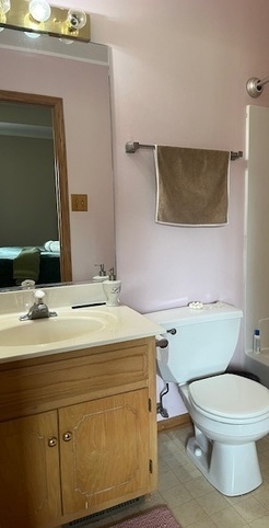 1005 Singer Avenue, Lemont, IL 60439