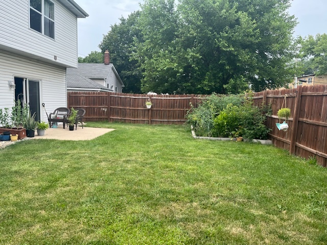 1005 Singer Avenue, Lemont, IL 60439