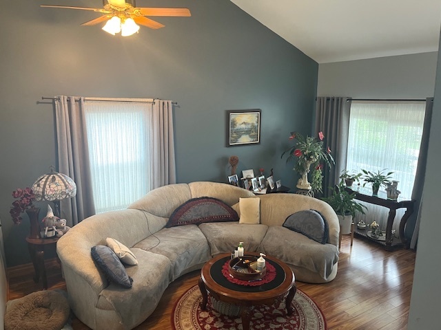 1005 Singer Avenue, Lemont, IL 60439