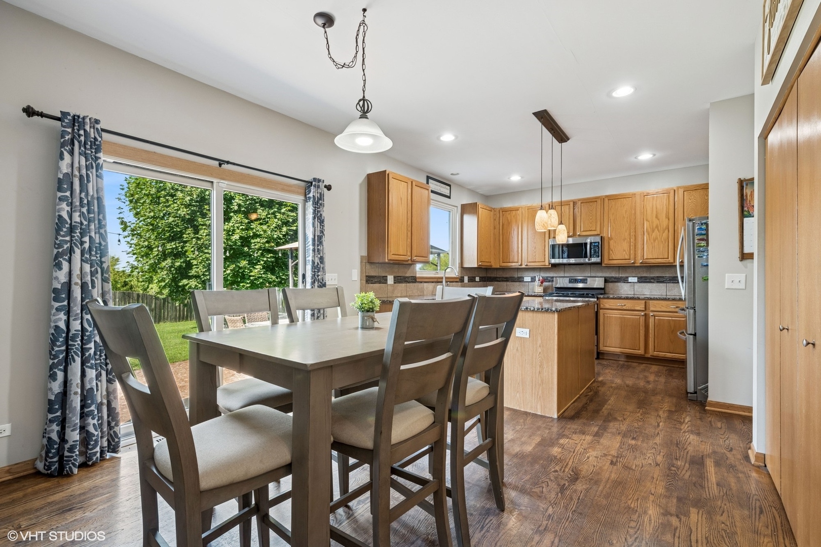 10332 Somerset Lane, Huntley, IL 60142