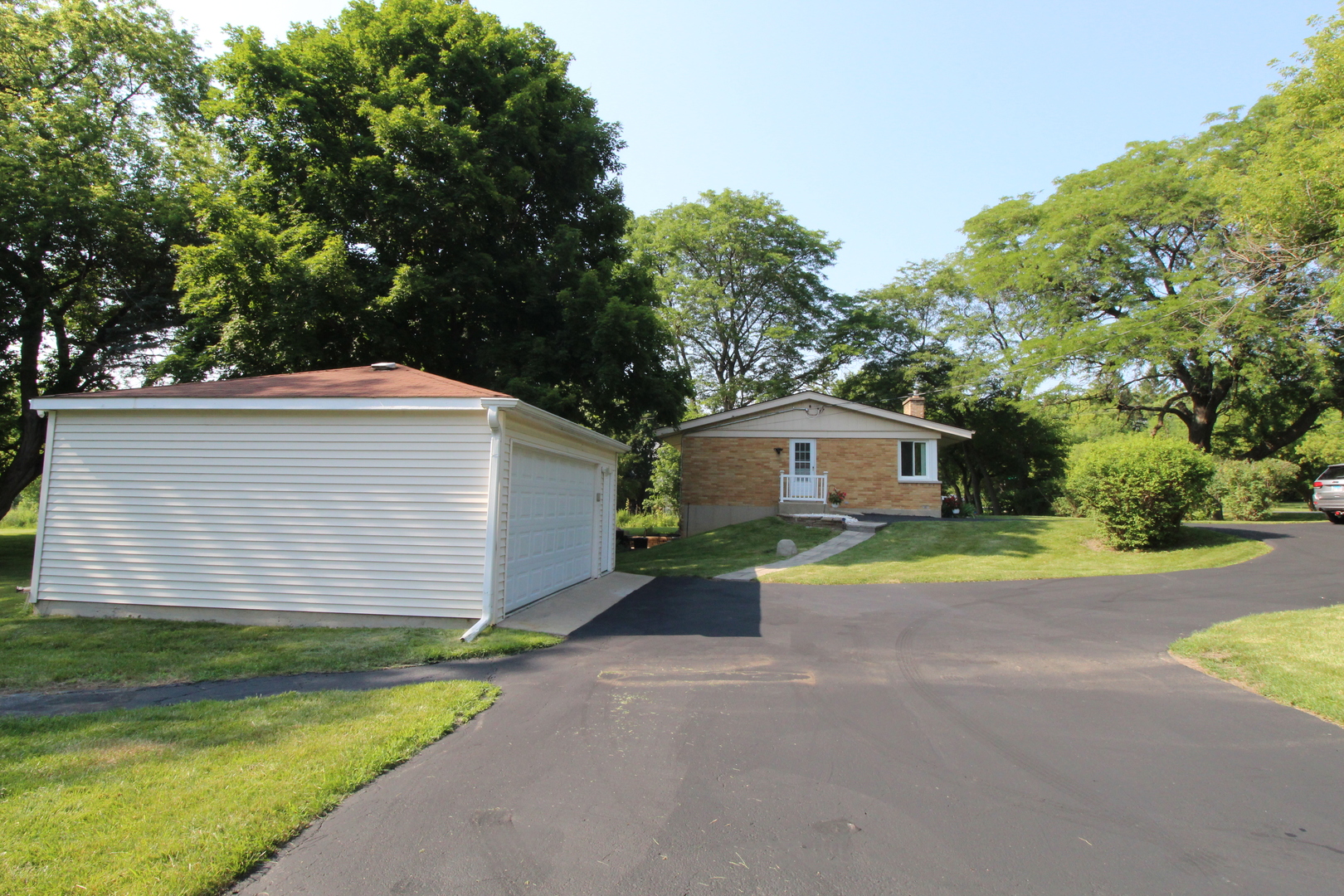 1906 Green Bay Road, Zion, IL 60099