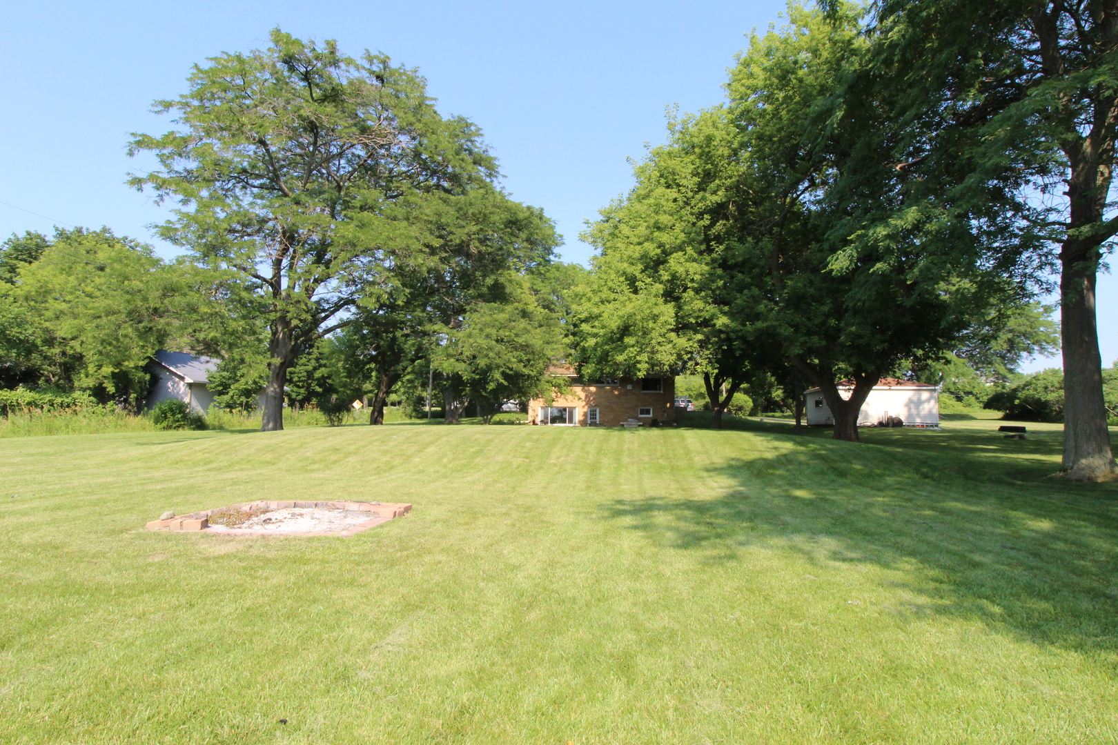 1906 Green Bay Road, Zion, IL 60099