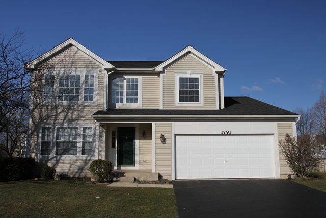 1791 Ellington Drive, Aurora, IL 60503