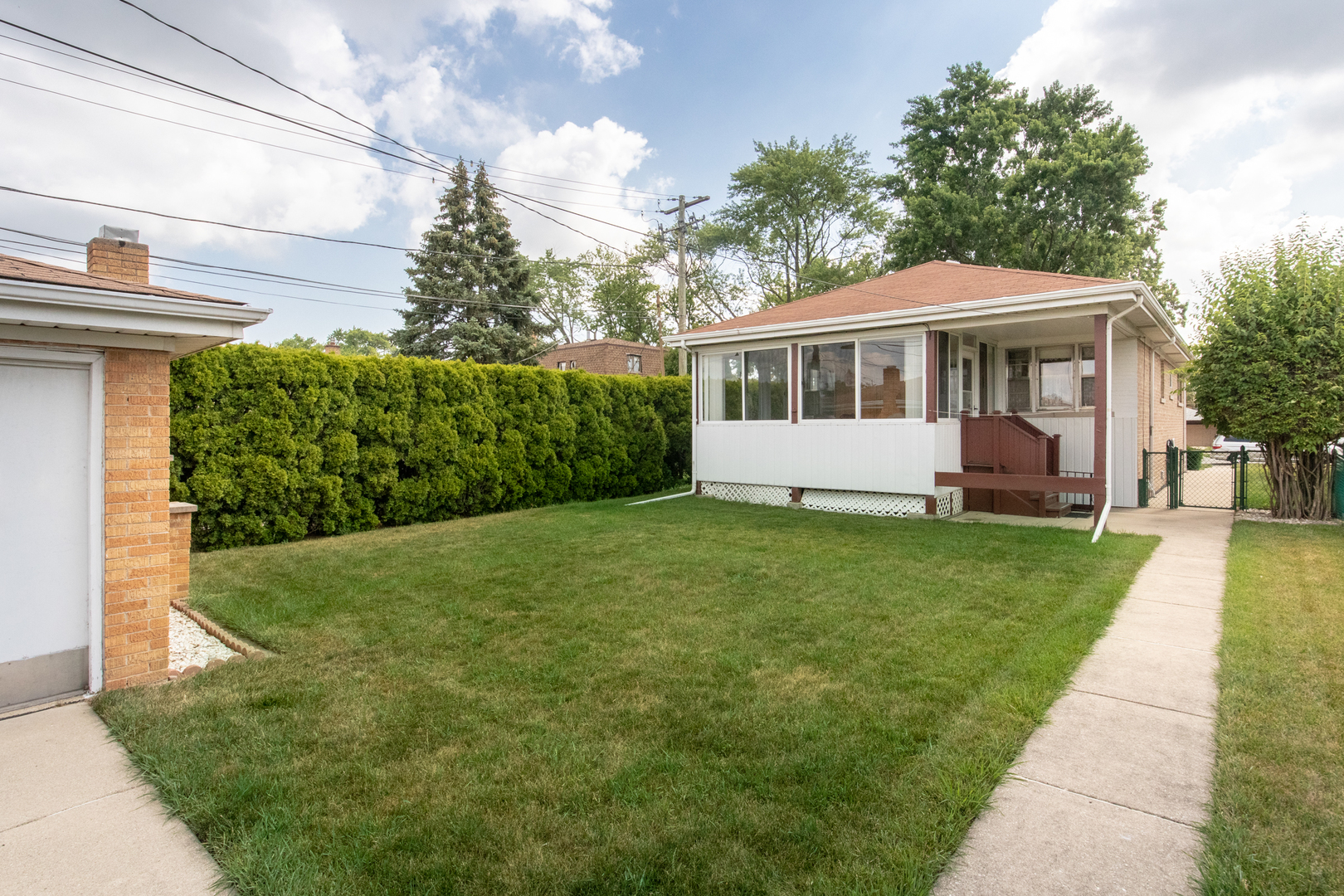 7540 N Nora Avenue, Niles, IL 60714