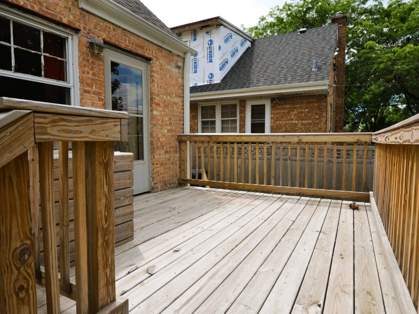9652 Harding Avenue, Evergreen Park, IL 60805