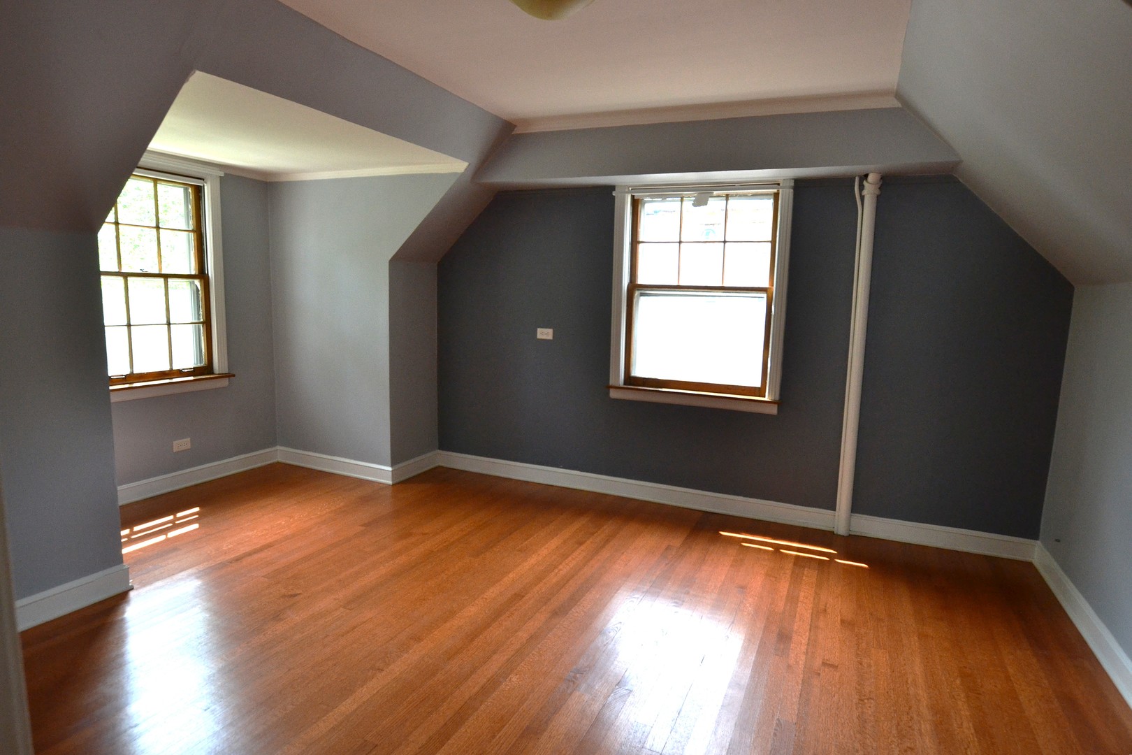 9652 Harding Avenue, Evergreen Park, IL 60805