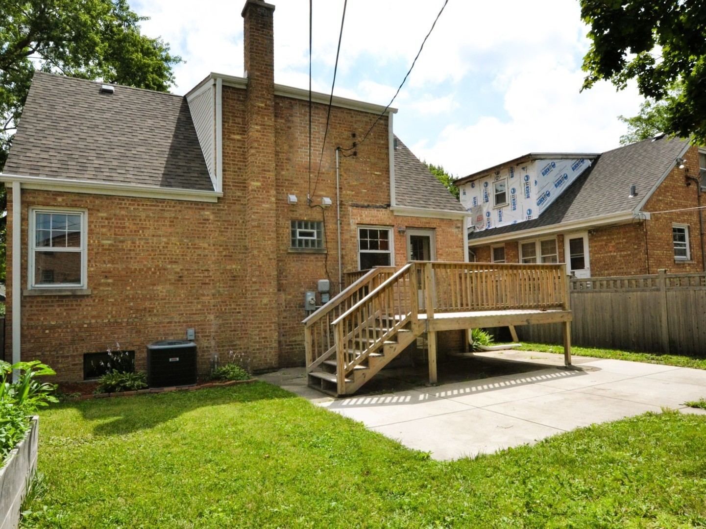 9652 Harding Avenue, Evergreen Park, IL 60805