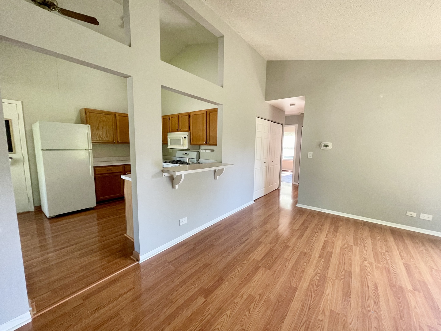 2048 Navarone Drive, Naperville, IL 60565