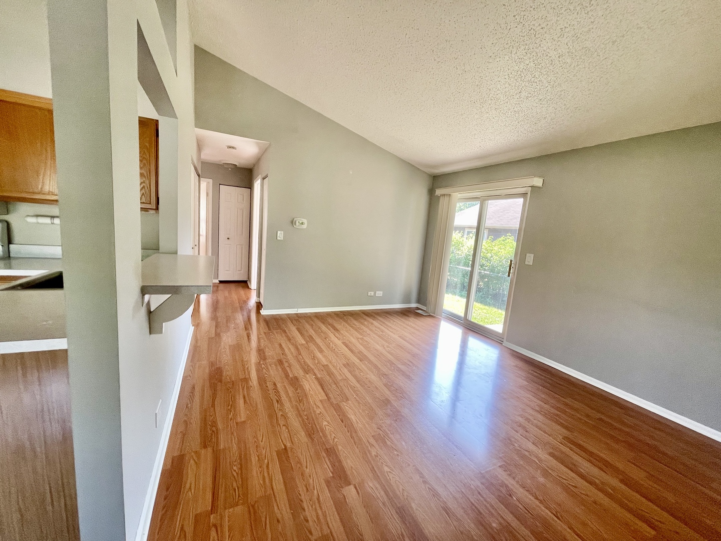 2048 Navarone Drive, Naperville, IL 60565