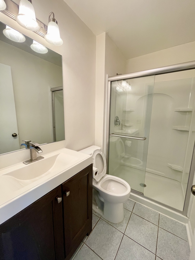 2048 Navarone Drive, Naperville, IL 60565