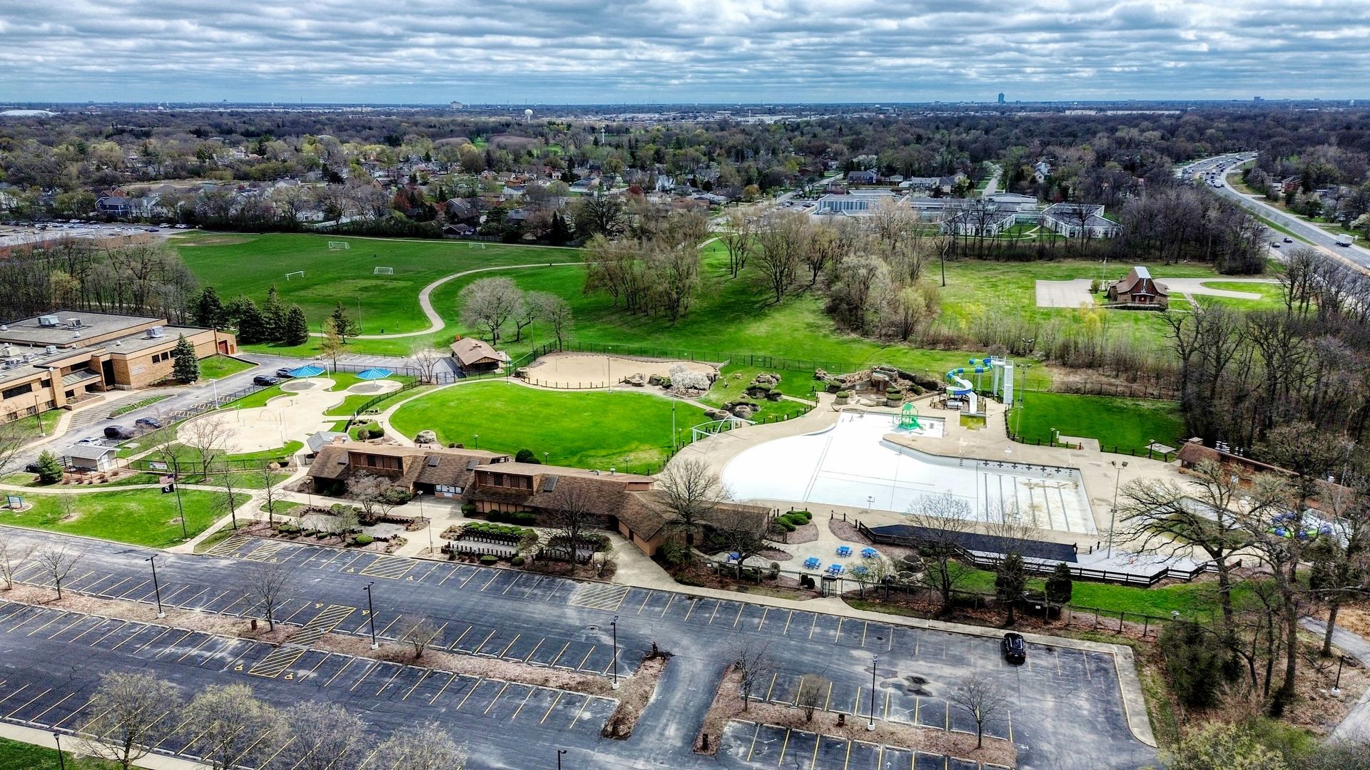 172 Ridgewood Avenue, Bensenville, IL 60106