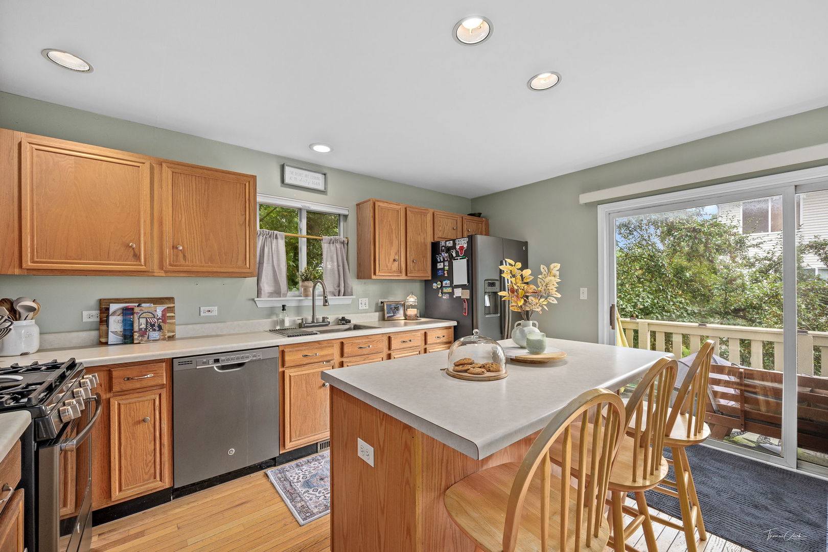 1631 Orchard Court, West Chicago, IL 60185