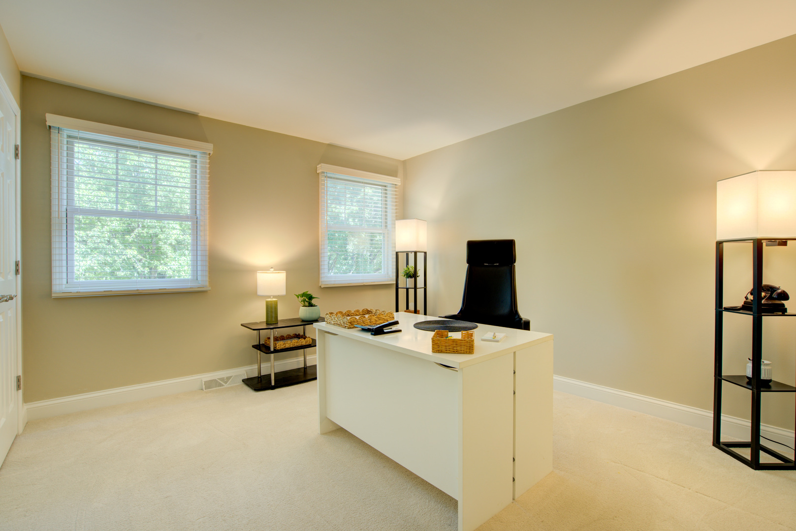 1202 Chateaugay Avenue, Naperville, IL 60540