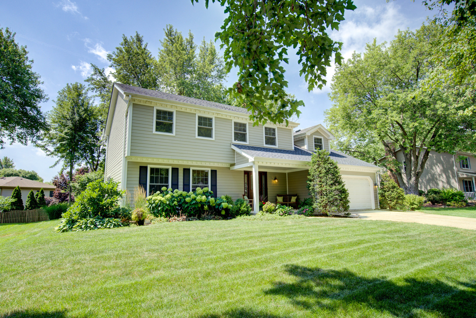1202 Chateaugay Avenue, Naperville, IL 60540