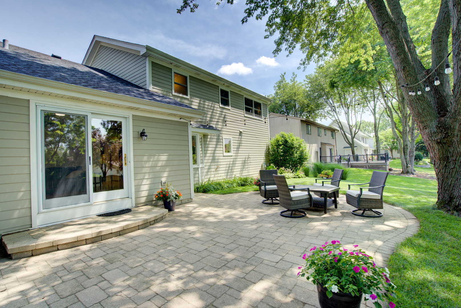 1202 Chateaugay Avenue, Naperville, IL 60540