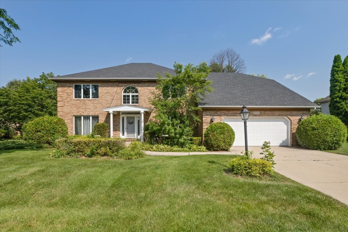 1055 Knollwood Lane, West Chicago, IL 60185