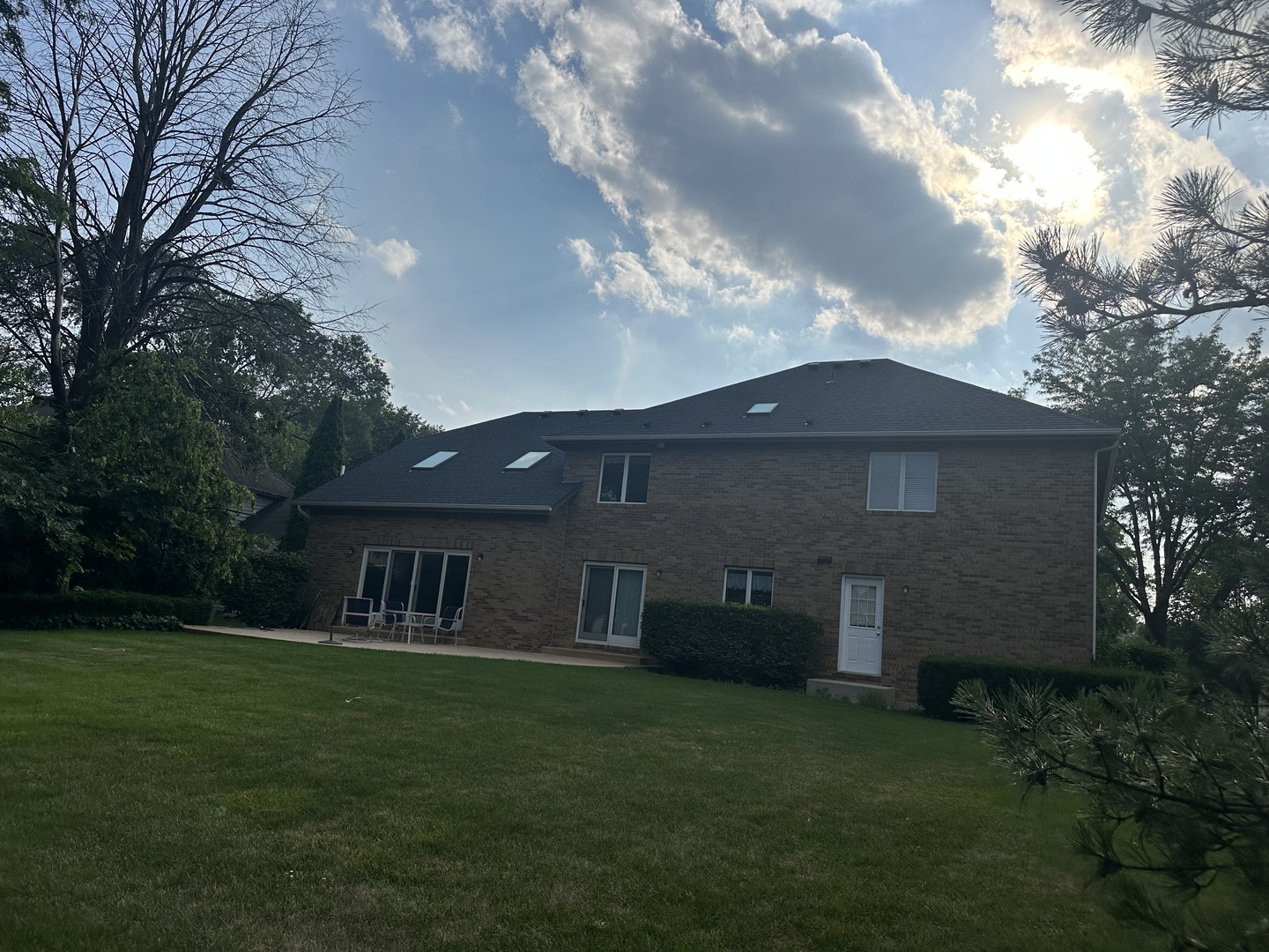 1055 Knollwood Lane, West Chicago, IL 60185
