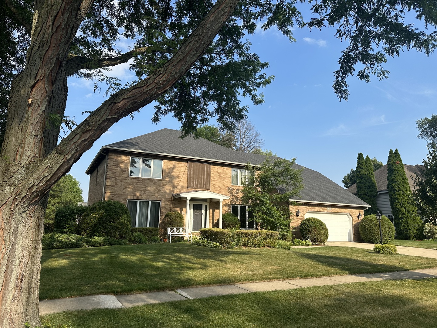 1055 Knollwood Lane, West Chicago, IL 60185